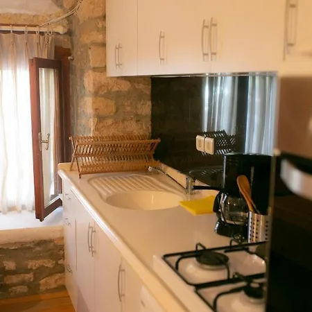 Annemin Harabesi Çeşme